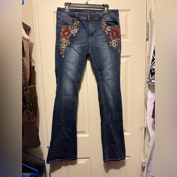 Grace Easy Fit Boot Cut Jeans - Size 32 - Picture 2 of 8